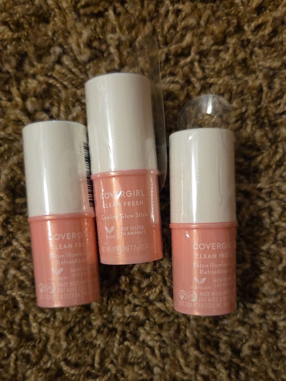 3 COVERGIRL Clean Fresh Cooling Glow Sticks